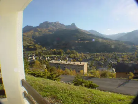 Appartement cosy, vue montagne - 4 pers., Appartement 4 personnes à Barcelonnette - Photo 2
