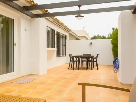 Bungalow moderne sur plage avec climatisation et wifi, idéal pour vacances en famille - Photo 23