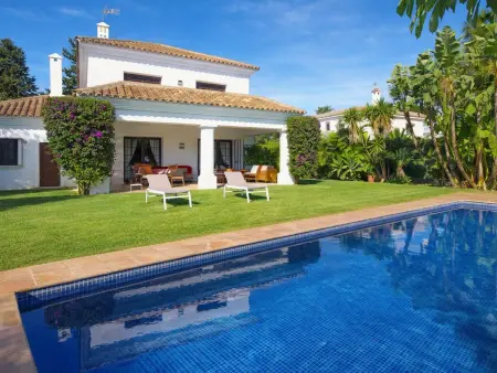 Villa méditerranéenne à Estepona, à 50m de la plage - Photo 2