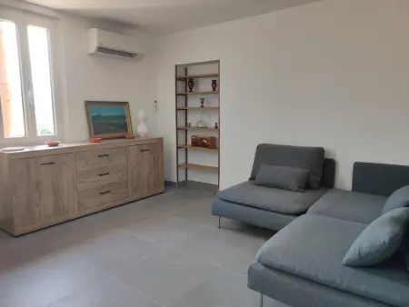 Appartement rénové avec clim, piscine, WiFi et parking à Palau-del-Vidre - Photo 2