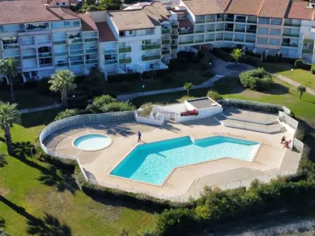 Appartement 3 pers avec piscine, terrasse et parking privé - Photo 1