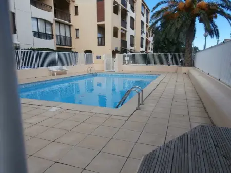 Studio Cabine 4 Pers. avec Wifi, Piscine, Parking à 500m de la Plage d'Argelès - Photo 2