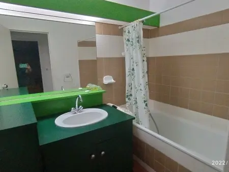 Appartement 5 personnes avec terrasse, parking, WIFI et accès direct à la plage - Photo 9