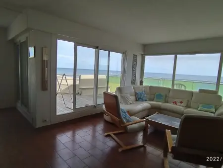 Appartement 5 personnes avec terrasse, parking, WIFI et accès direct à la plage - Photo 12