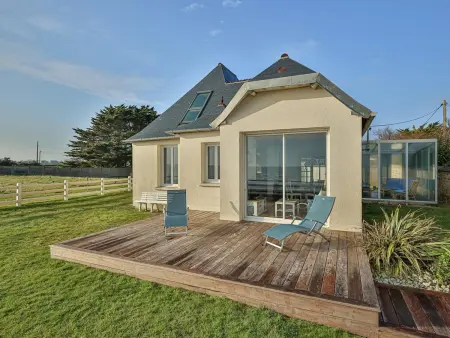 Maison en front de mer avec accès direct à la plage à Quinéville - Photo 1