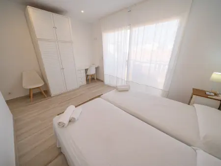Appartement moderne à Pineda de Mar pour 6 personnes, proche mer, avec terrasse et lave-vaisselle - Photo 25