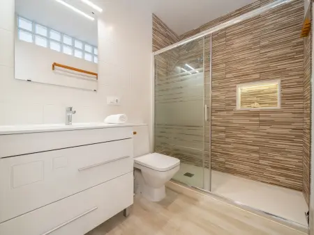 Appartement moderne à Pineda de Mar pour 6 personnes, proche mer, avec terrasse et lave-vaisselle - Photo 29