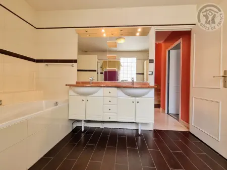 Villa spacieuse avec spa et jardin privé - Proche Paris - Photo 18