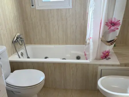 Maison de ville avec parking - 6 pers., Maison 6 personnes à Mont roig del Camp - Photo 21