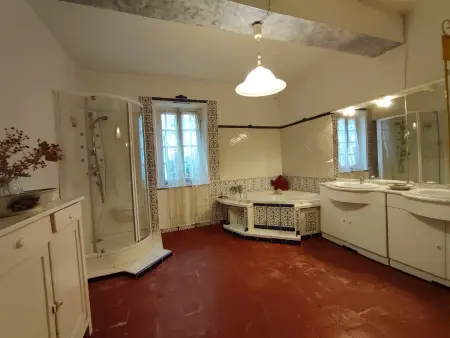Maison spacieuse au bord du Canal - 14 pers., Maison 14 personnes à Argeliers - Photo 9