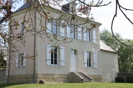 Manoir charmant à Beaumont-en-Véron avec jardin - Photo 2