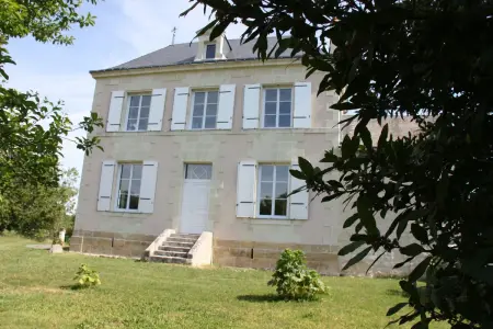 Manoir charmant à Beaumont-en-Véron avec jardin - Photo 7