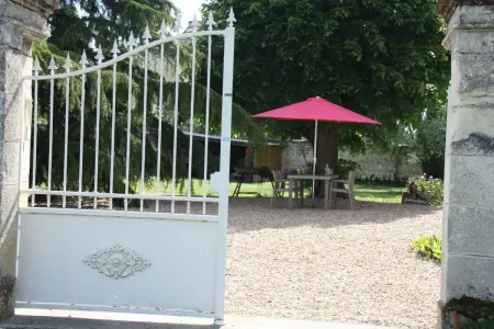 Manoir charmant à Beaumont-en-Véron avec jardin - Photo 12
