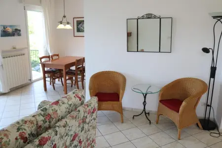 Santa Marina 2, Charmant appartement avec piscine près de Bardolino - Photo 4