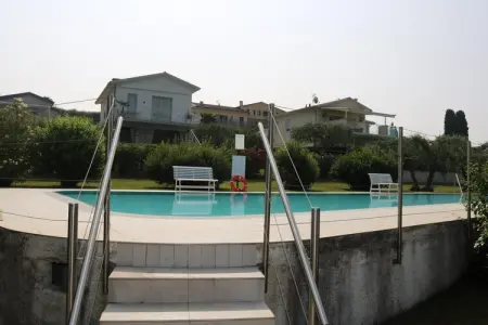 Santa Marina 2, Charmant appartement avec piscine près de Bardolino - Photo 17