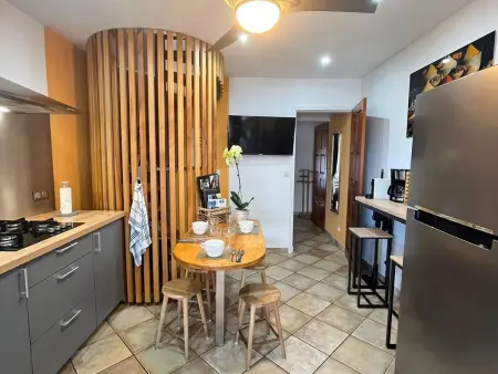 Maison avec piscine privée, parking, clim - 4 pers. - Photo 10