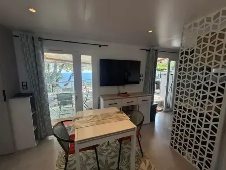 Bungalow à Saint-Raphaël avec Piscine et Vue Mer - Photo 8