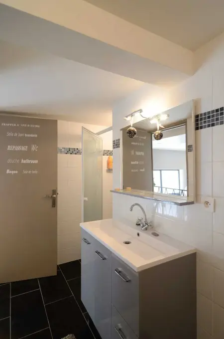 Appartement avec Cinéma à Lorient - 200 m², Appartement 12 personnes à Lorient - Photo 50