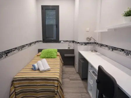 Villa moderne, piscine privée - 8 pers., Villa 8 personnes à Sils - Photo 15