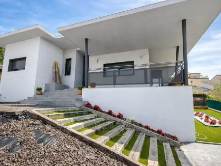 Villa moderne, piscine privée - 8 pers., Villa 8 personnes à Sils - Photo 22
