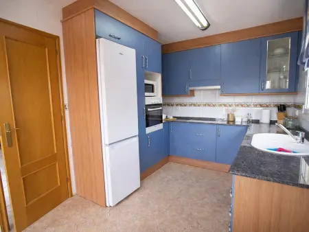 Villa avec piscine privée près de Barcelone, Villa 6 personnes à Torrelles de Llobregat - Photo 8