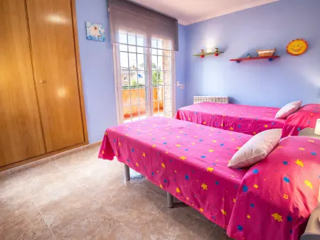 Villa avec piscine privée près de Barcelone, Villa 6 personnes à Torrelles de Llobregat - Photo 13