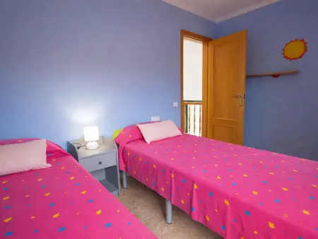 Villa avec piscine privée près de Barcelone, Villa 6 personnes à Torrelles de Llobregat - Photo 14
