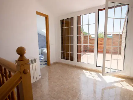 Villa avec piscine privée près de Barcelone, Villa 6 personnes à Torrelles de Llobregat - Photo 20