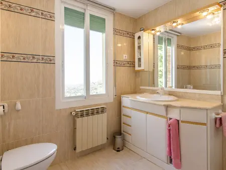 Villa élégante avec piscine - 6 pers., Villa 6 personnes à Corbera de Llobregat - Photo 23
