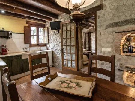 Villa rustique, piscine privée, vue montagne - 14 pers. - Photo 6