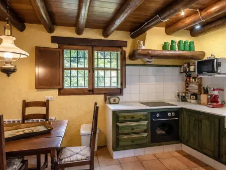 Villa rustique, piscine privée, vue montagne - 14 pers. - Photo 8