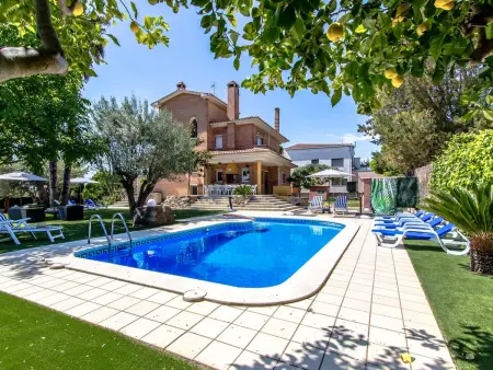 Spacieuse villa avec piscine - 12 pers., Villa 12 personnes à Sentmenat - Photo 32