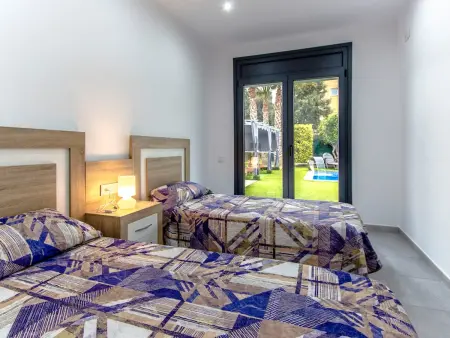 Villa accueillante avec piscine - 8 pers., Villa 8 personnes à Sils - Photo 15