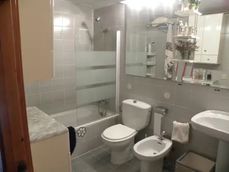 Appartement avec piscine et parking, central - 4 pers. - Photo 13
