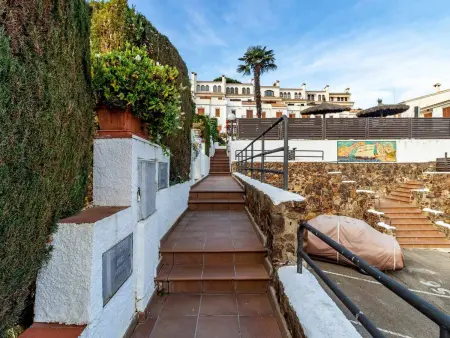 Maison avec piscine et parking - 4 pers., Appartement 4 personnes à Sant Feliu de Guíxols - Photo 8