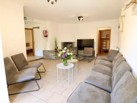 Le Noyer, Belle grande maison avec sauna, jeux et jardin - Photo 1