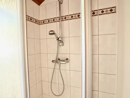 Le Noyer, Belle grande maison avec sauna, jeux et jardin - Photo 23