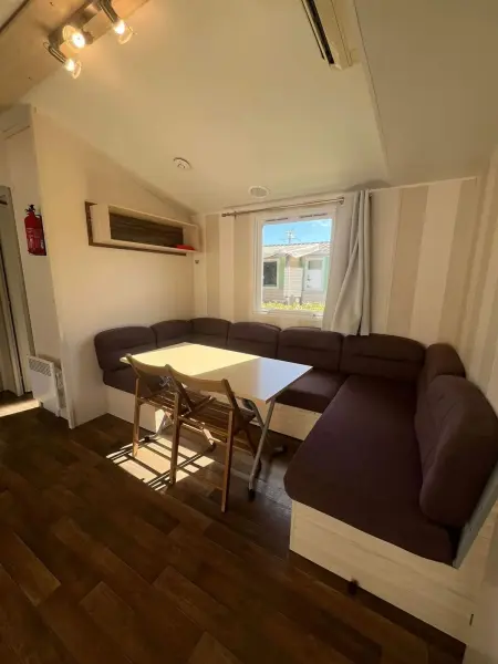 Bungalow confortable avec terrasse à Vic-la-Gardiole - Photo 11