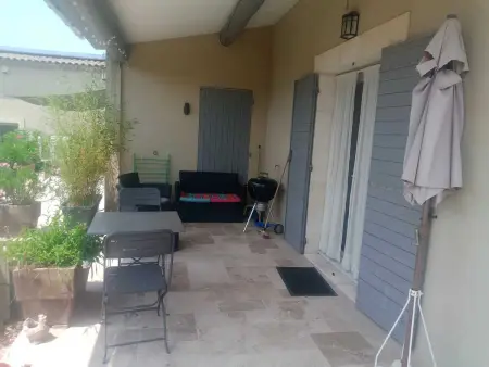 Studio accueillant avec piscine à Cabrières-d'Avignon 40 m² - Photo 11