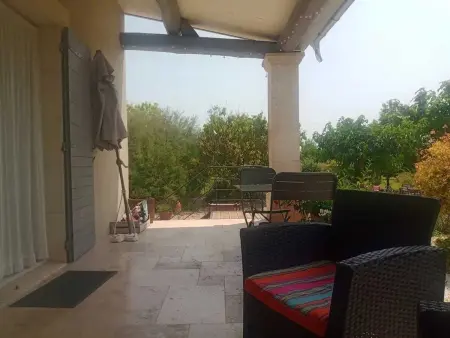 Studio accueillant avec piscine à Cabrières-d'Avignon 40 m² - Photo 12