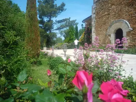 Studio accueillant avec piscine à Cabrières-d'Avignon 40 m² - Photo 20