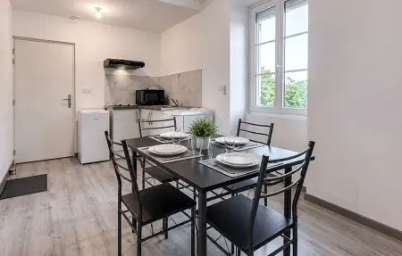 Charmant Appartement, Appartement 2 personnes à Savignac les Églises - Photo 1