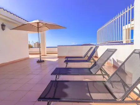 Penthouse duplex à Los Cristianos avec terrasse et vue sur l'océan - Photo 12