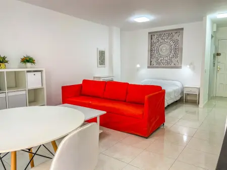 Studio spacieux à 100m de la plage, idéal pour couples - Photo 2