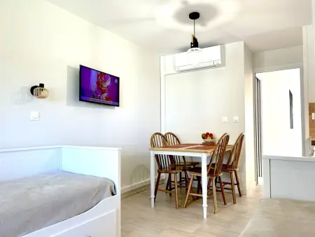 Appartement climatisé, vue mer - 4 pers., Appartement 4 personnes à Le Lavandou - Photo 2