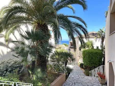 Appartement climatisé, vue mer - 4 pers., Appartement 4 personnes à Le Lavandou - Photo 12