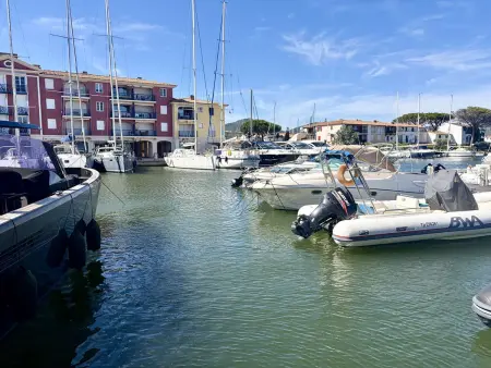 Appartement climatisé avec parking - Port Grimaud - Photo 18