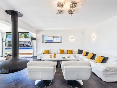 Villa calme avec piscine privée - 8 pers., Villa 8 personnes à Guia - Photo 2