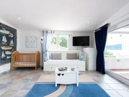 Tolle Villa oberhalb der Bucht Ria de Vigo, Maison 8 personnes à Pontevedra - Photo 12