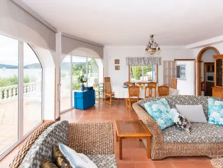Tolle Villa oberhalb der Bucht Ria de Vigo, Maison 8 personnes à Pontevedra - Photo 42